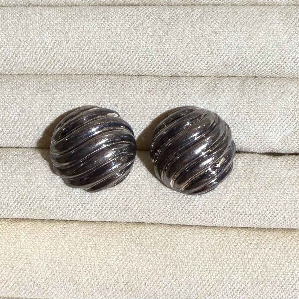 David Yurman sculpted cable stud earrings